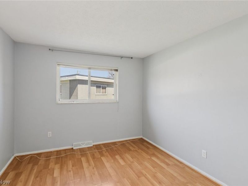 1402 Golden Gate Boulevard, Unit G206, Mayfield Heights, OH 44124 Photo 29