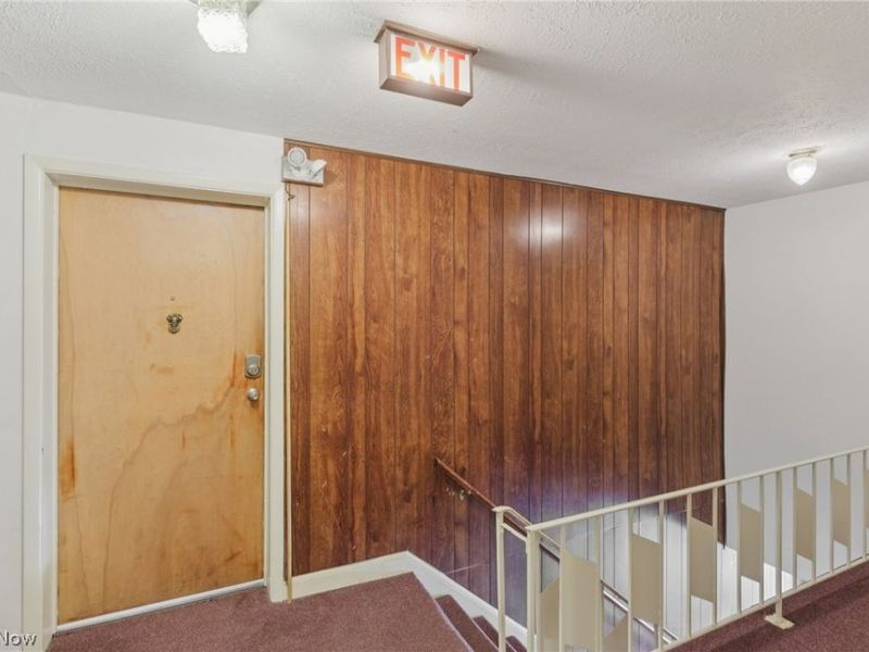 1402 Golden Gate Boulevard, Unit G206, Mayfield Heights, OH 44124 Photo 35