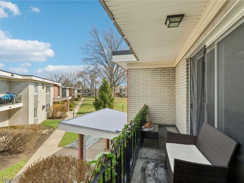 1402 Golden Gate Boulevard, Unit G206, Mayfield Heights, OH 44124 Photo 37