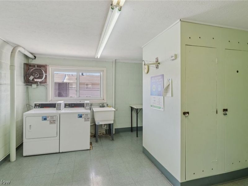 1402 Golden Gate Boulevard, Unit G206, Mayfield Heights, OH 44124 Photo 43