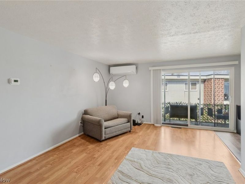 1402 Golden Gate Boulevard, Unit G206, Mayfield Heights, OH 44124 Photo 6