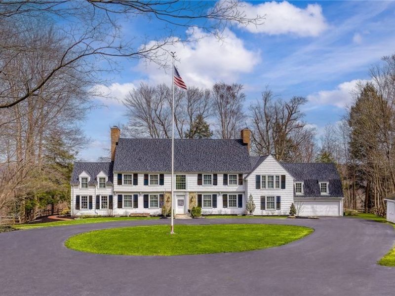 1219 W Hill Drive, Gates Mills, OH 44040 Photo 2