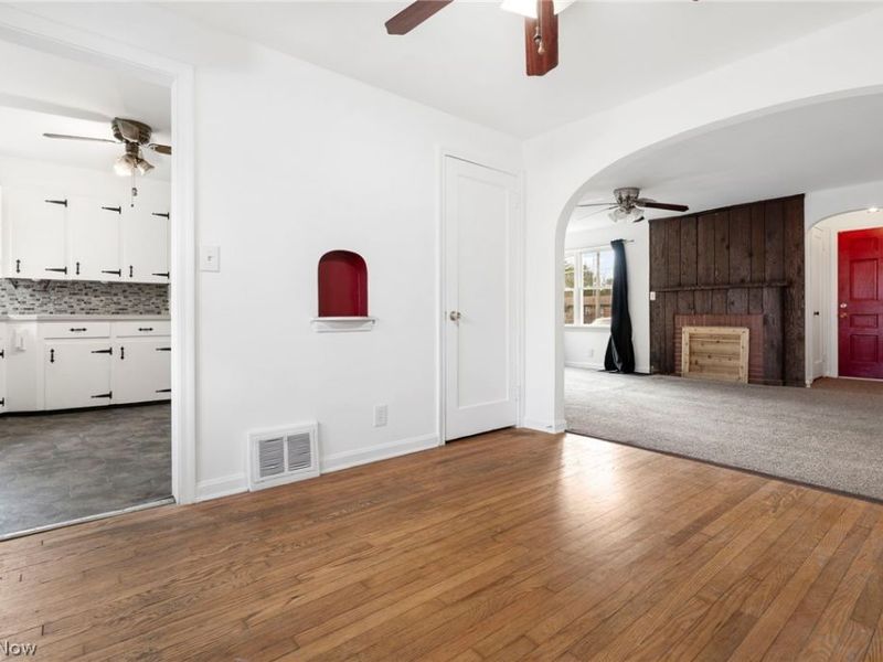 229 Everhard Road SW, North Canton, OH 44709 Photo 6