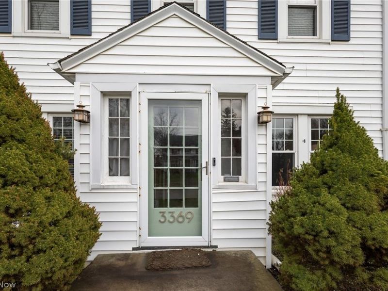 3369 Avalon Road, Shaker Heights, OH 44120 Photo 2