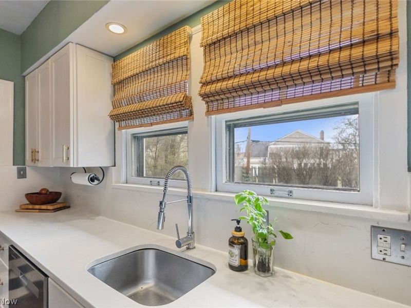 3184 Chadbourne Road, Shaker Heights, OH 44120 Photo 13