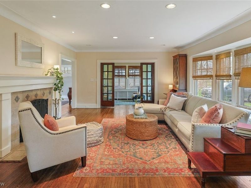 3184 Chadbourne Road, Shaker Heights, OH 44120 Photo 5