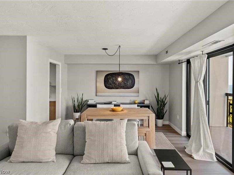 12550 Lake Avenue, Unit 503, Lakewood, OH 44107 Photo 10