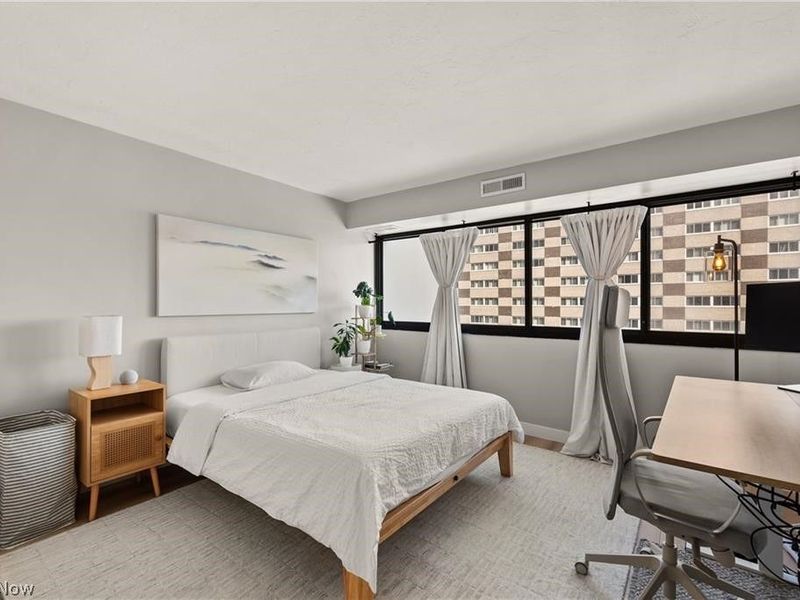 12550 Lake Avenue, Unit 503, Lakewood, OH 44107 Photo 32