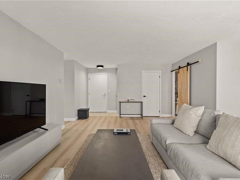 12550 Lake Avenue, Unit 503, Lakewood, OH 44107 Photo 6