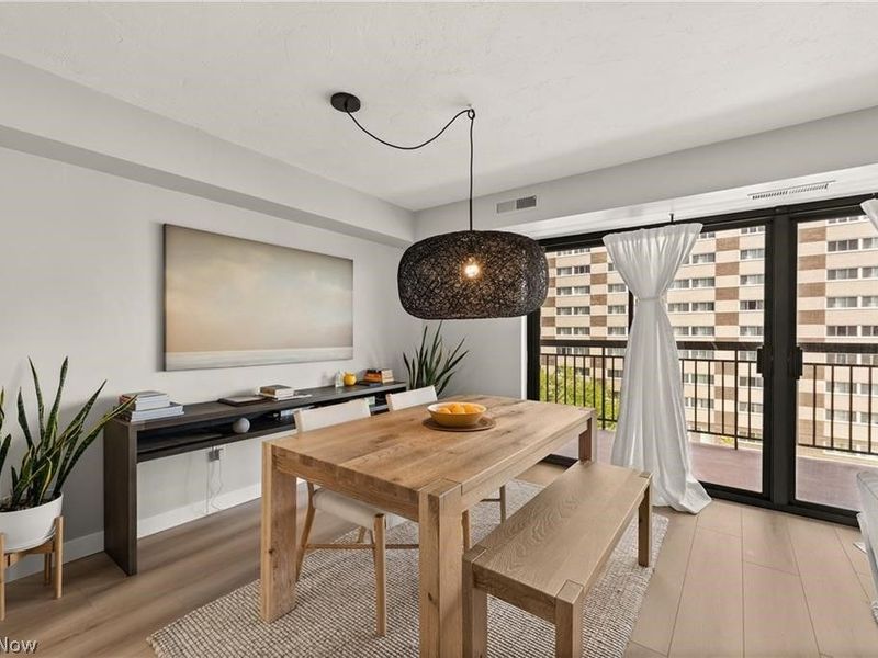 12550 Lake Avenue, Unit 503, Lakewood, OH 44107 Photo 8