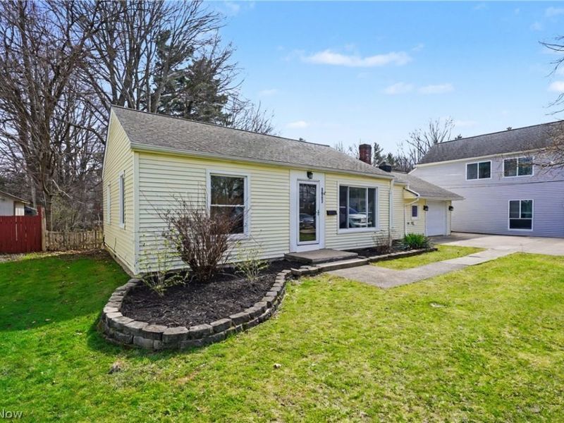 5967 Fitch Road, North Olmsted, OH 44070 Photo 4