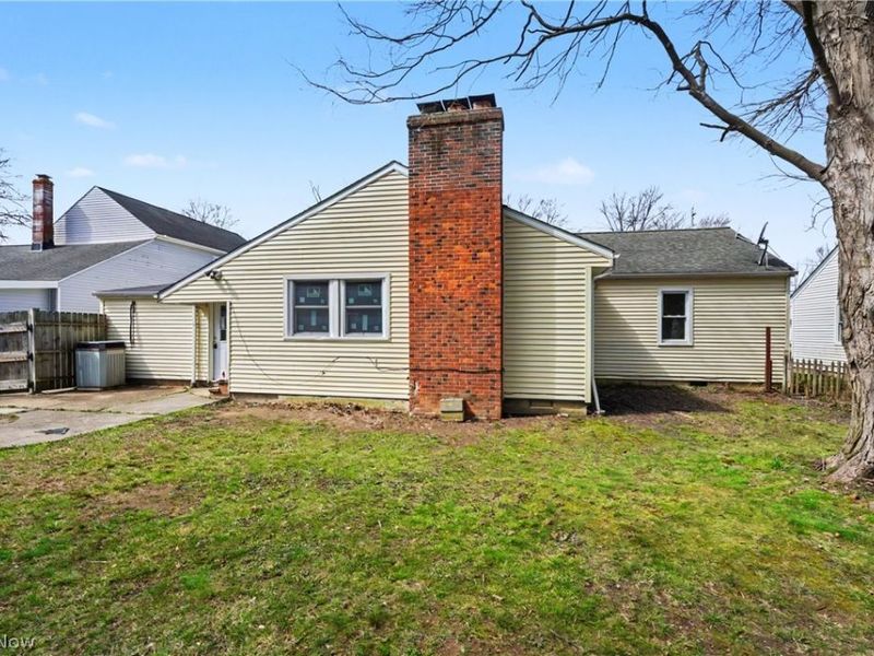 5967 Fitch Road, North Olmsted, OH 44070 Photo 6