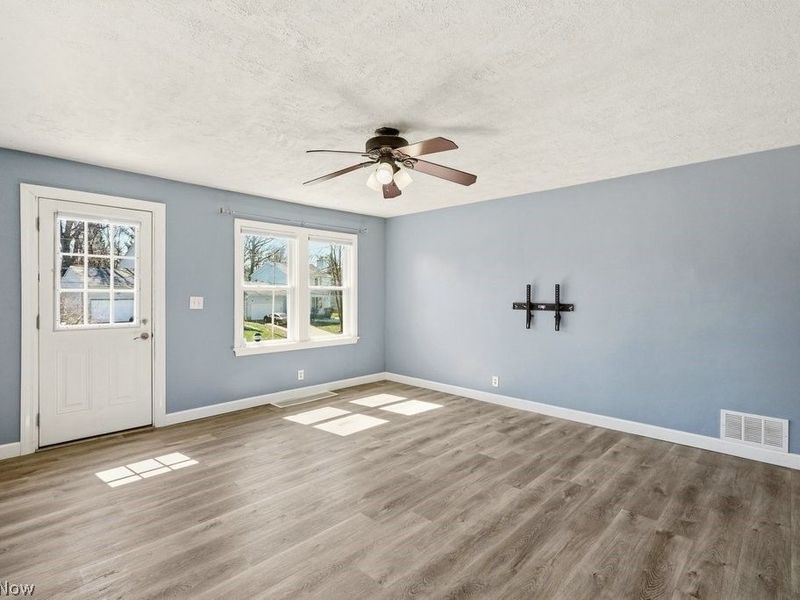 73 Lowrie Boulevard, Northfield Village, OH 44067 Photo 18