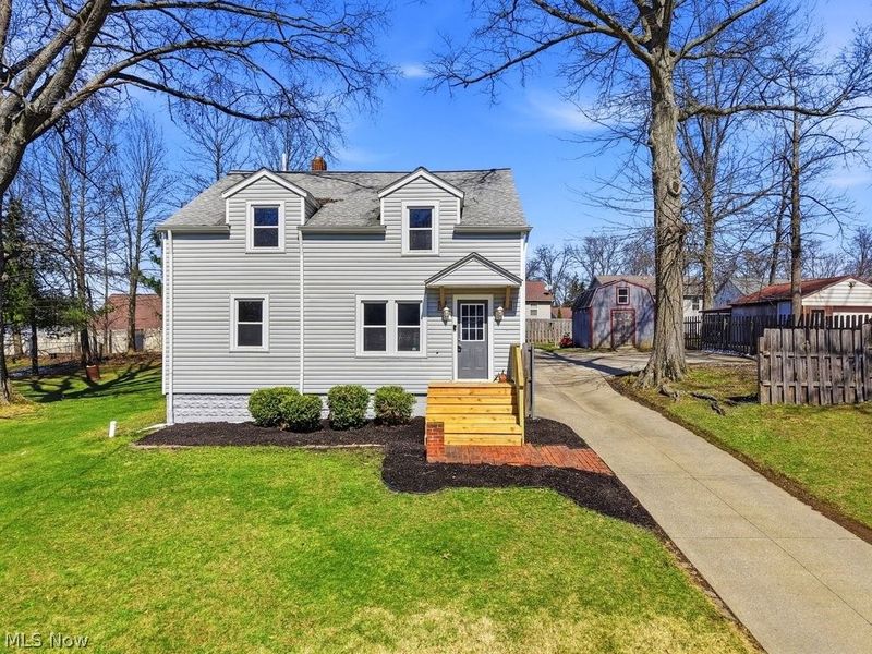 73 Lowrie Boulevard, Northfield Village, OH 44067 Photo 2