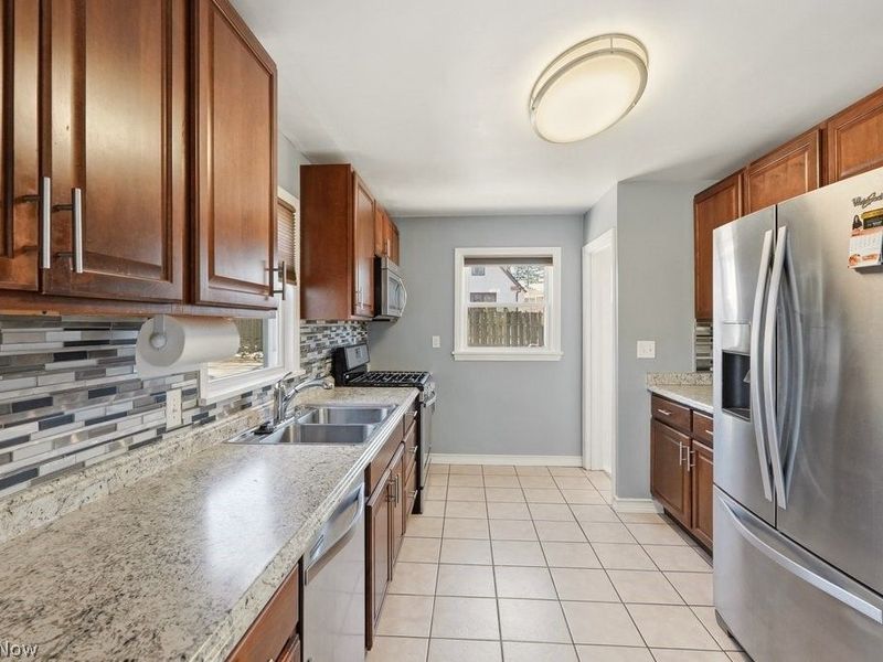 73 Lowrie Boulevard, Northfield Village, OH 44067 Photo 21