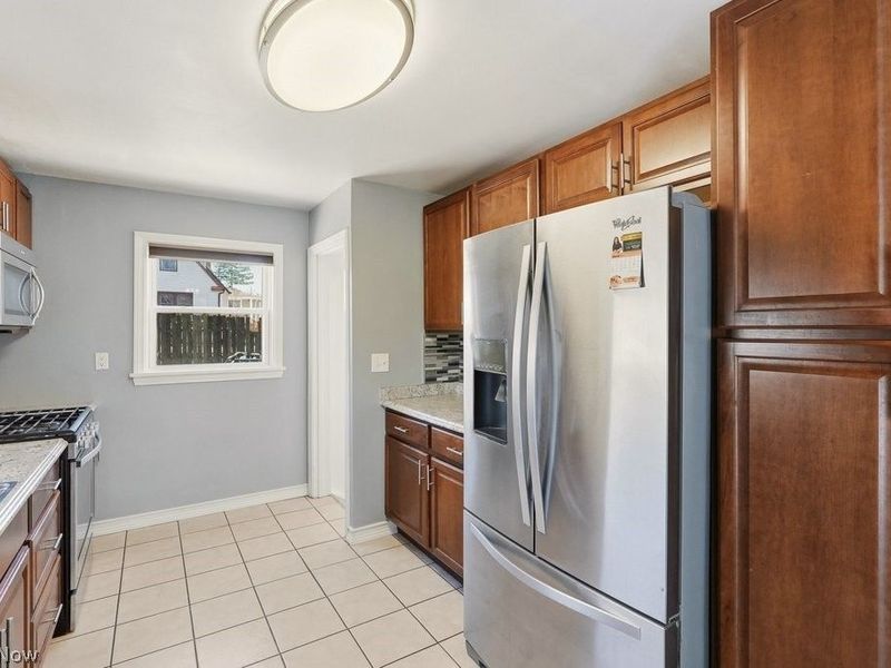 73 Lowrie Boulevard, Northfield Village, OH 44067 Photo 22