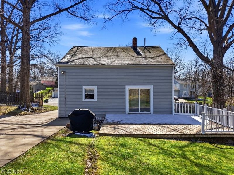 73 Lowrie Boulevard, Northfield Village, OH 44067 Photo 5