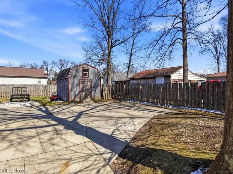 73 Lowrie Boulevard, Northfield Village, OH 44067 Photo 6