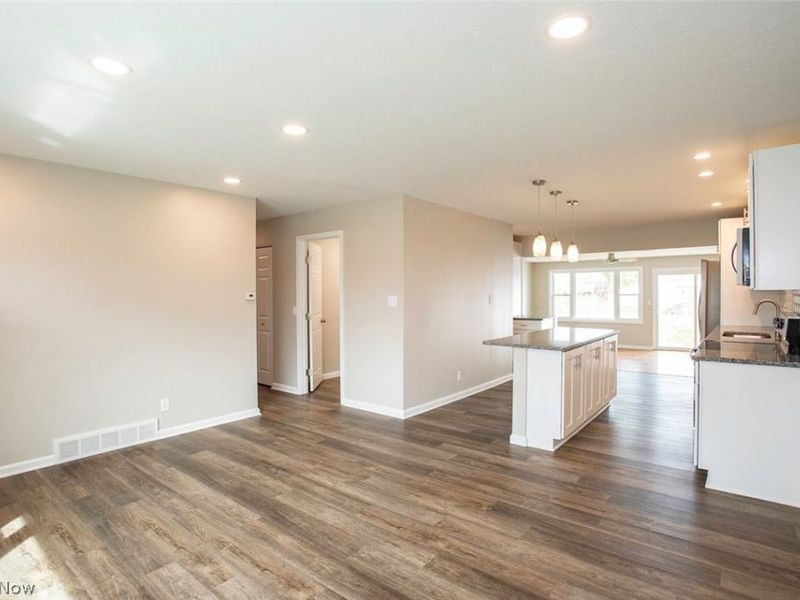 11250 Bobko Boulevard, Parma, OH 44130 Photo 10