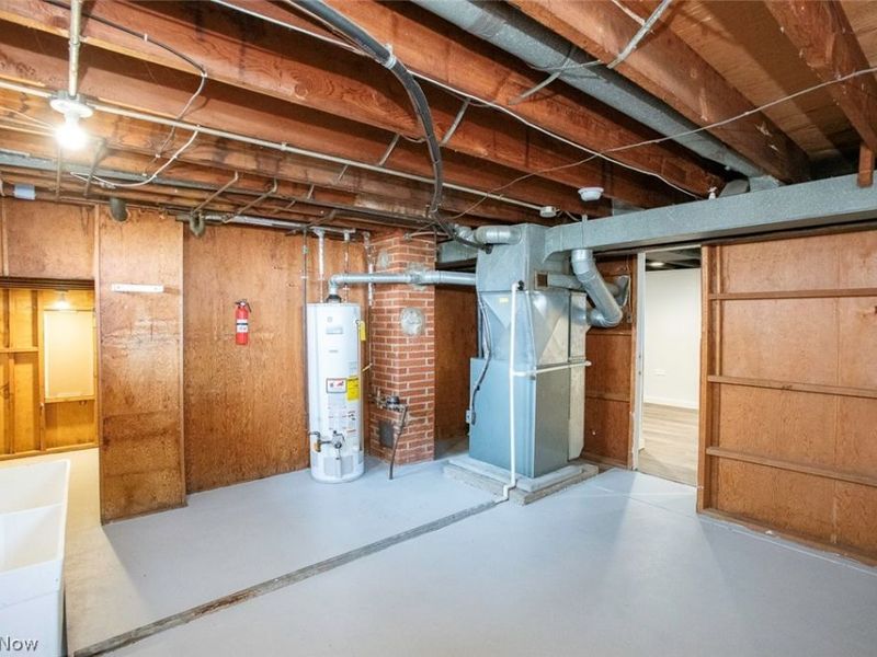 11250 Bobko Boulevard, Parma, OH 44130 Photo 29