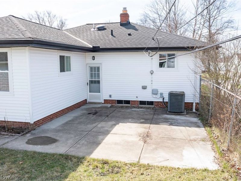 11250 Bobko Boulevard, Parma, OH 44130 Photo 39