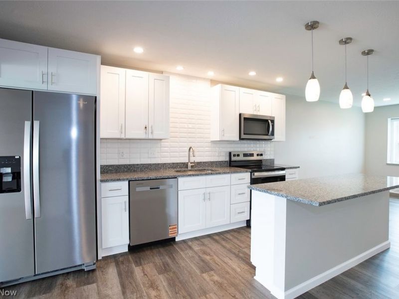 11250 Bobko Boulevard, Parma, OH 44130 Photo 4