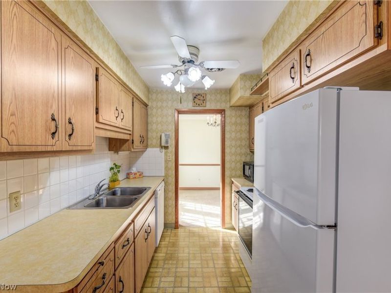 1405 Marview Drive, Westlake, OH 44145 Photo 14