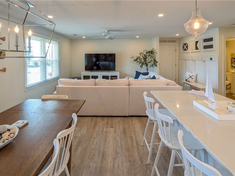 2188 N Carriage Lane, Unit 7, Port Clinton, OH 43452 Photo 10