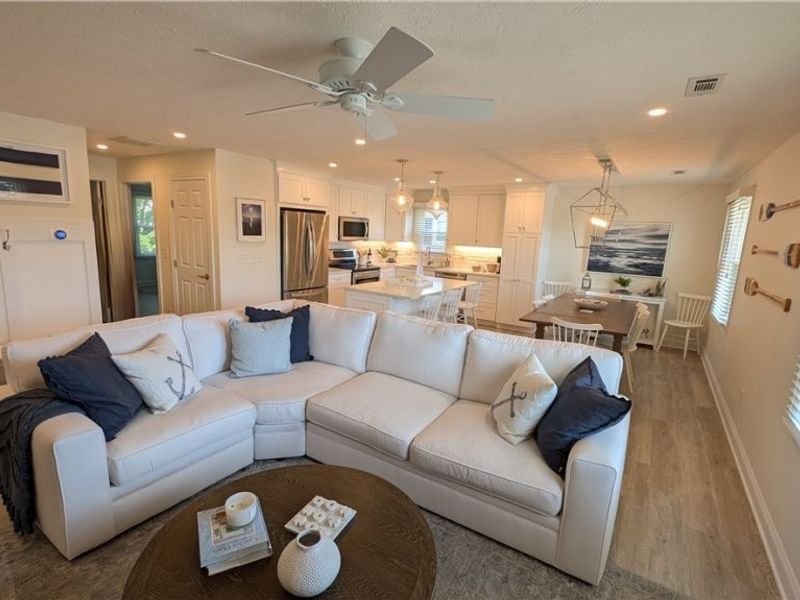 2188 N Carriage Lane, Unit 7, Port Clinton, OH 43452 Photo 11