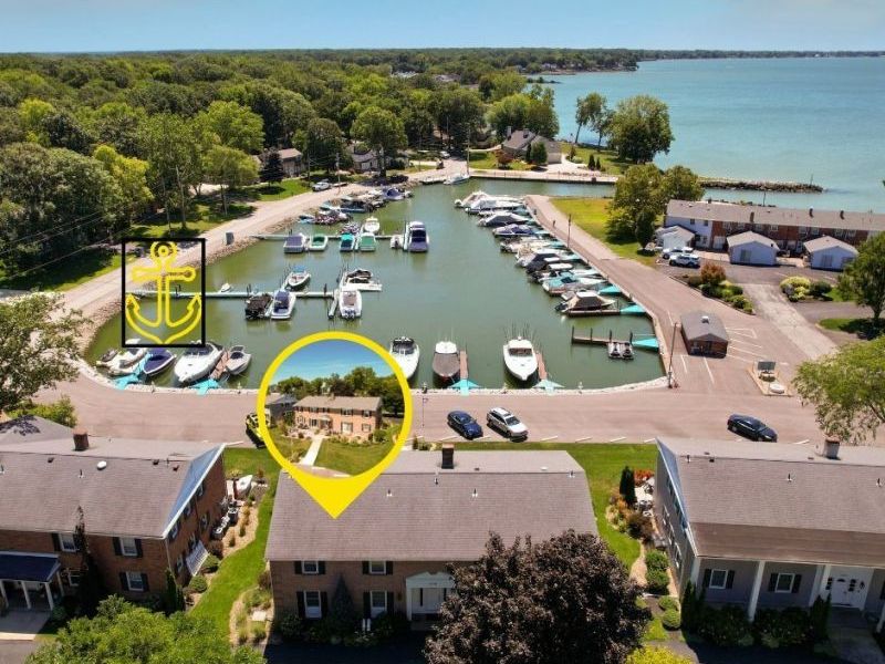 2188 N Carriage Lane, Unit 7, Port Clinton, OH 43452 Photo 4