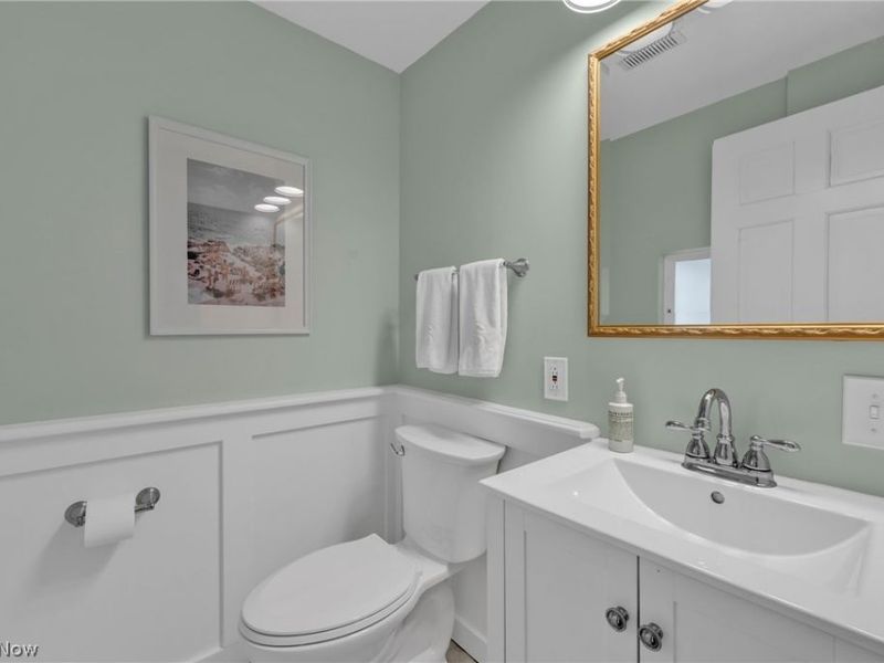 392 Cornwall Road, Rocky River, OH 44116 Photo 16