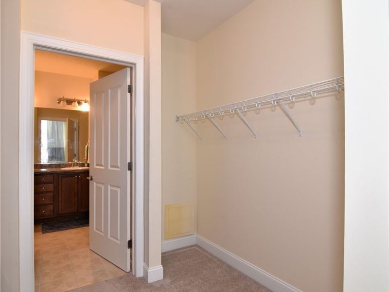 16800 Van Aken Boulevard, Unit 413, Shaker Heights, OH 44120 Photo 21