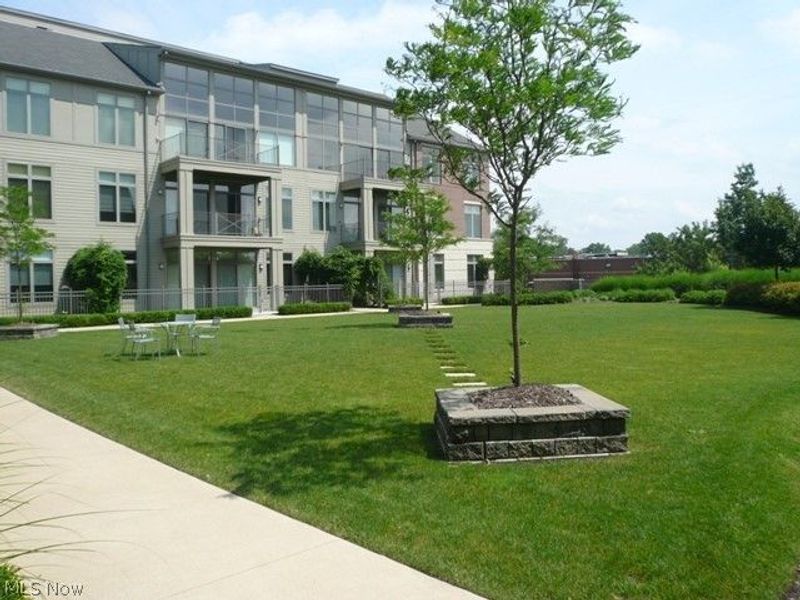 16800 Van Aken Boulevard, Unit 413, Shaker Heights, OH 44120 Photo 32