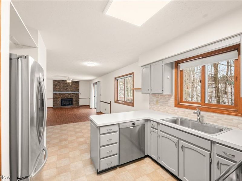 3260 Forest Overlook Drive, Seven Hills, OH 44131 Photo 10