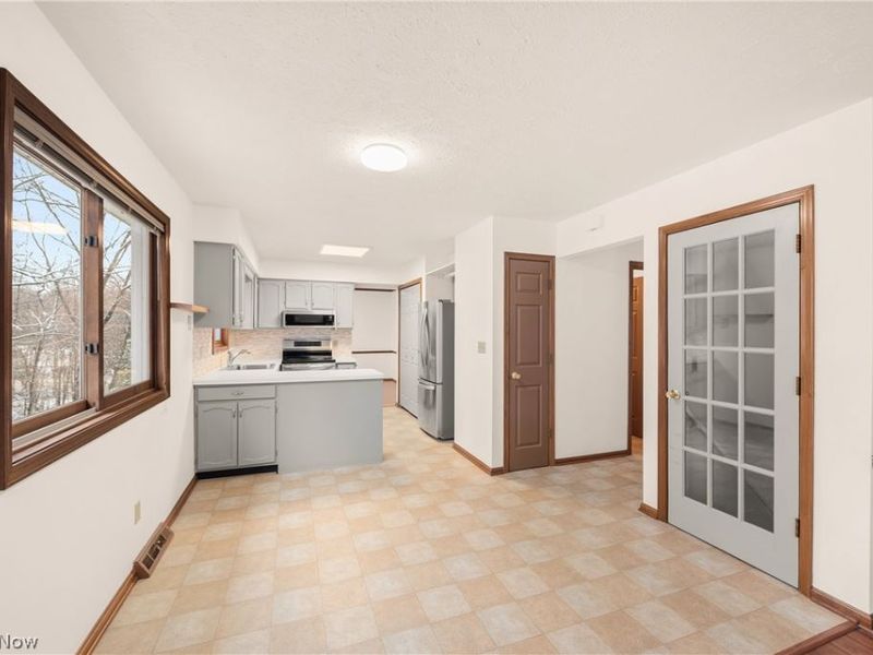 3260 Forest Overlook Drive, Seven Hills, OH 44131 Photo 15