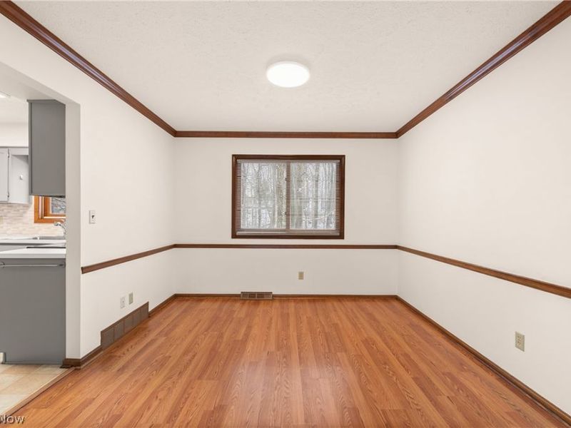 3260 Forest Overlook Drive, Seven Hills, OH 44131 Photo 8