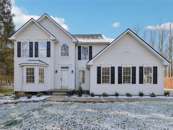 31239 Lincoln Road, Westlake, OH 44145