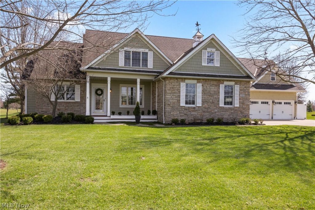 12869 Diagonal Road, LaGrange, OH 44050