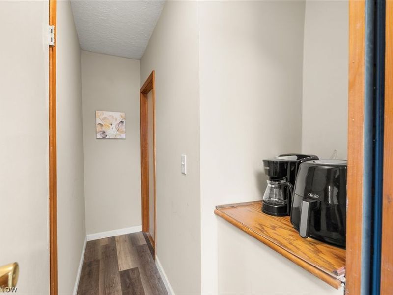 161 Forbes Road, Bedford, OH 44146 Photo 19