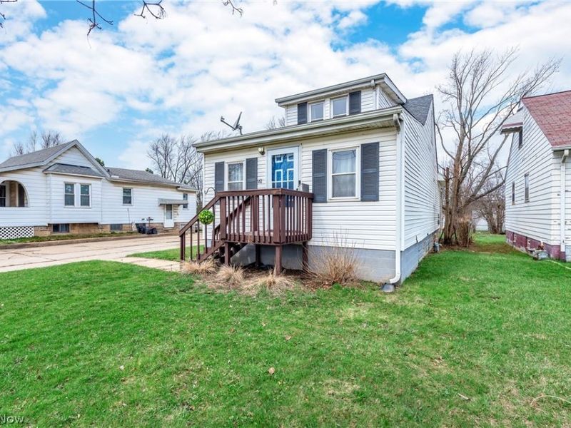 161 Forbes Road, Bedford, OH 44146 Photo 2