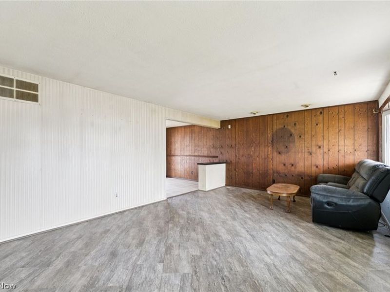 6135 Thistlewood Drive, Mentor, OH 44060 Photo 8