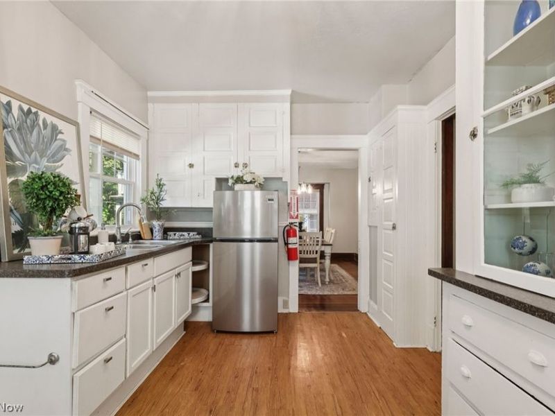 2230 Grandview Avenue, Cleveland Heights, OH 44106 Photo 15