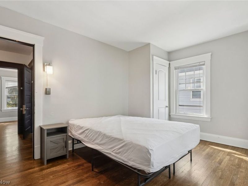 2230 Grandview Avenue, Cleveland Heights, OH 44106 Photo 23