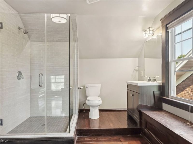 2230 Grandview Avenue, Cleveland Heights, OH 44106 Photo 37