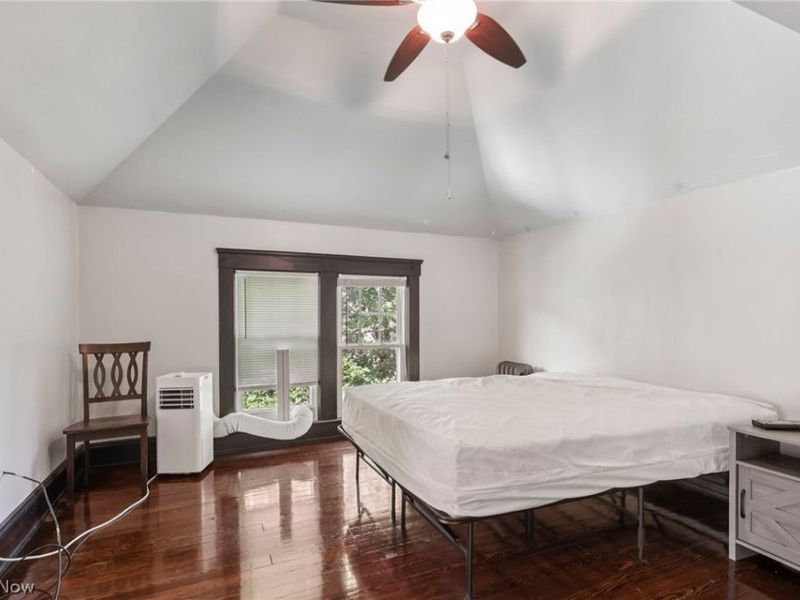 2230 Grandview Avenue, Cleveland Heights, OH 44106 Photo 38