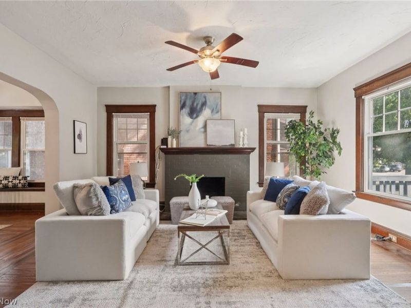 2230 Grandview Avenue, Cleveland Heights, OH 44106 Photo 7