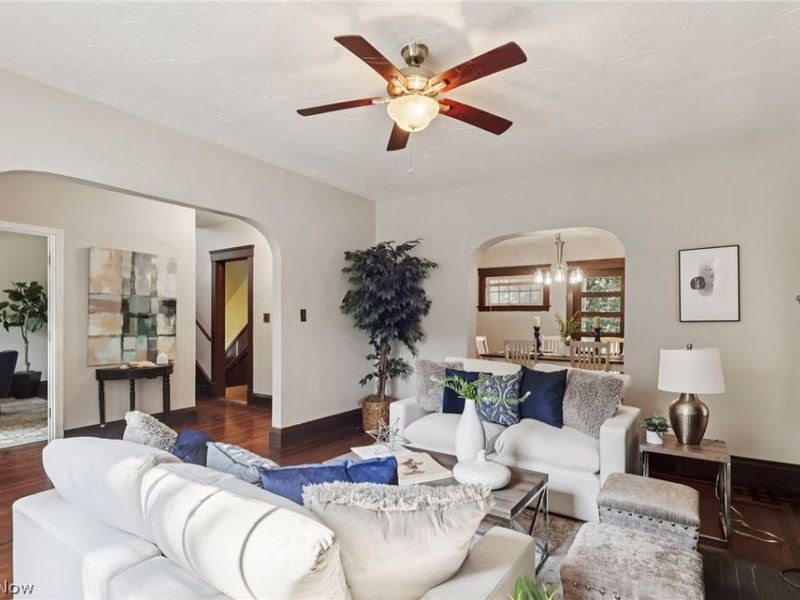 2230 Grandview Avenue, Cleveland Heights, OH 44106 Photo 9