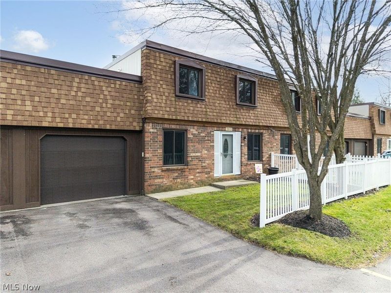 930 Wadsworth Road, Unit B2, Medina, OH 44256 Photo 1