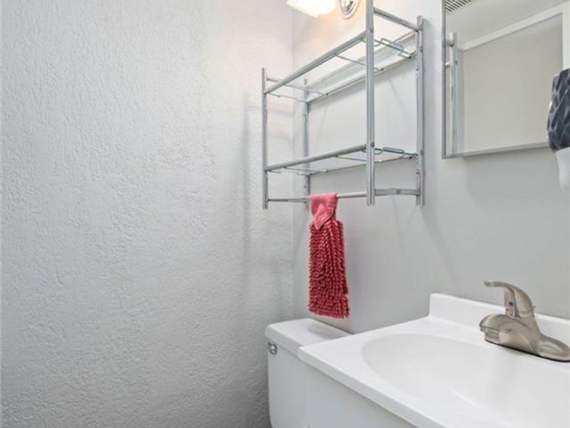 930 Wadsworth Road, Unit B2, Medina, OH 44256 Photo 7