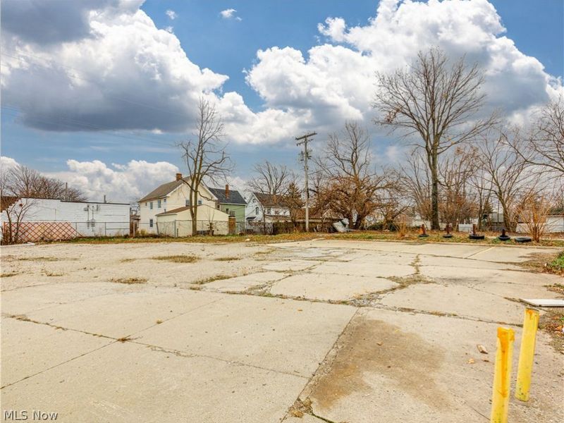 13931 Lorain Avenue, Cleveland, OH 44111 Photo 10